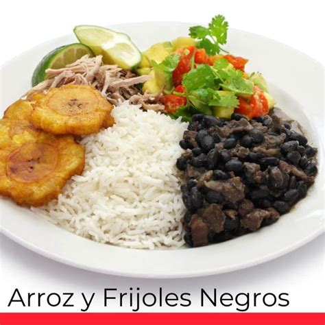 Top 25 Cuban Foods (Traditional Cuban Dishes)